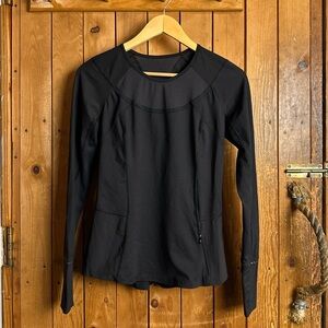 Lululemon Trail Bound Running Shirt in Black Women’s Size 6